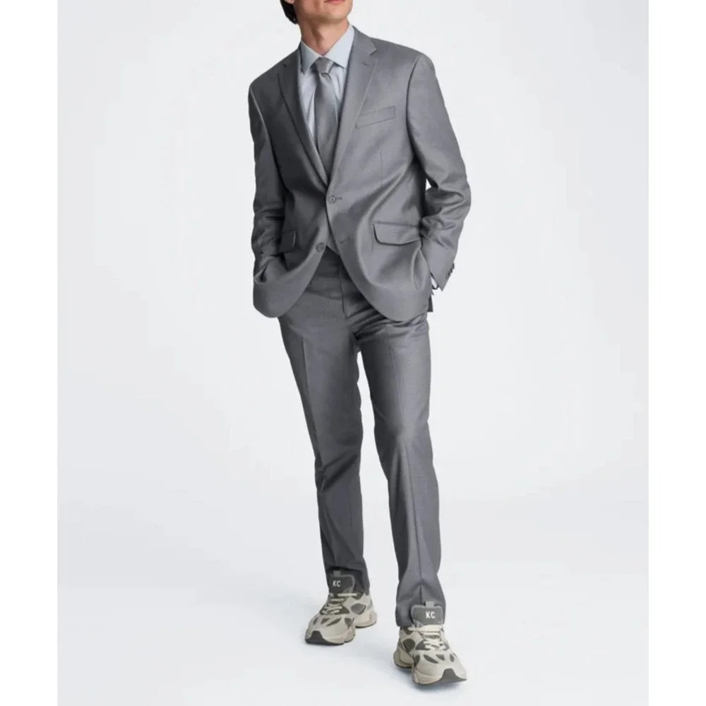 Kenneth Cole Reaction Mens 2-pc Suit grey Stretch 36R 30W 32L